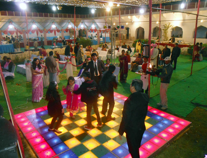 Host For Royal Weddings